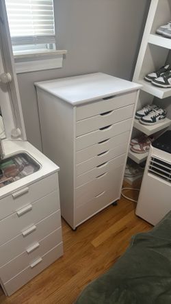 white vanity side dresser