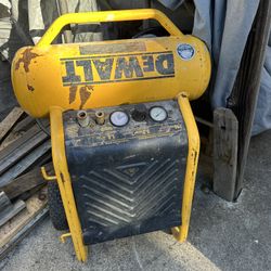 Dewalt Compressor 200psi