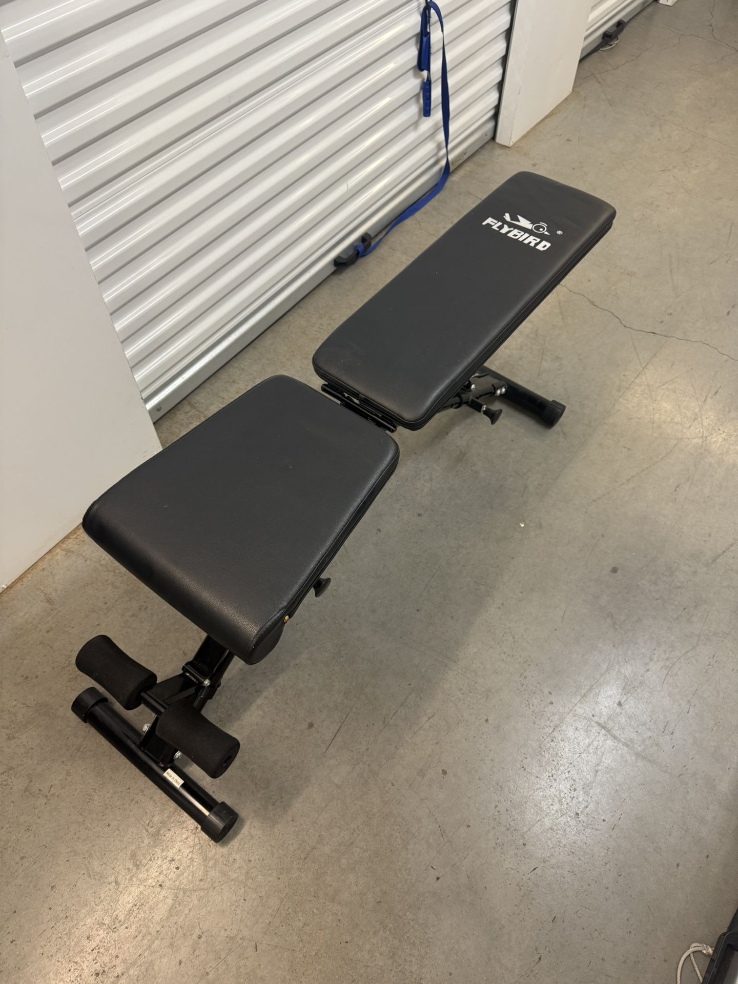 Foldable Weight Bench