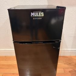 Refrigerator  3.2cu.ft