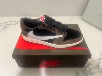 Nike Air Jordan 1 Low Sneakers