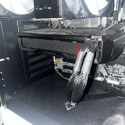 AMD Radeon RX 7600 8GB