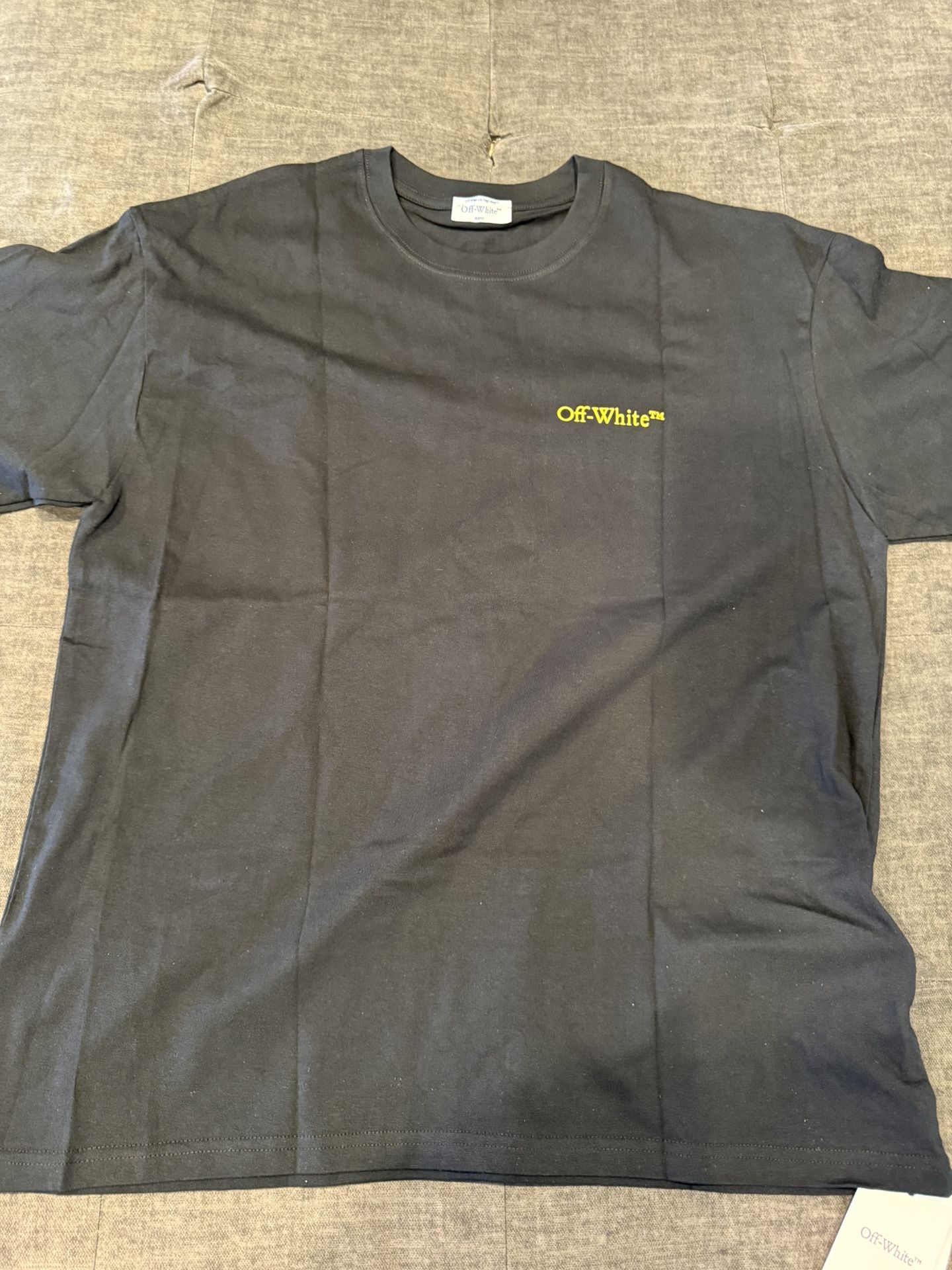 T-Shirt Of White