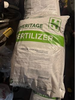 Fertilisante for. Sale. at. 27. at bag