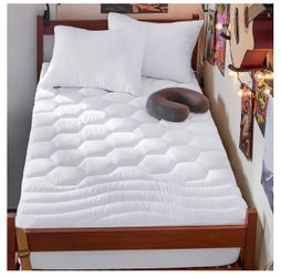 Twin XL Mattress Pad