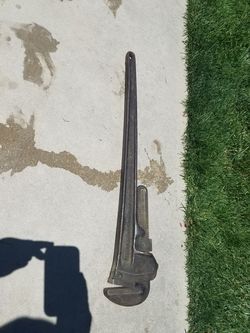 36 inch pipe wrench (rigid)