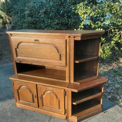 4-piece Wood Cabinet and Corner Shelf Set with Lock Key