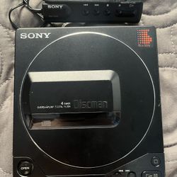 1989 Sony Discman 1996 Sony Discman