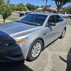 2011 Ford Taurus