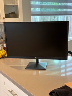 LG 27" IPS Monitor (27MK430H-B) - 1080p