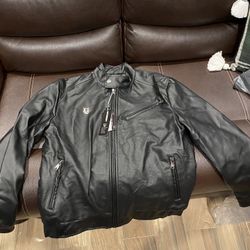 VG World Collection Men’s Leather Jacket Size XL Located In Kendall 