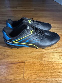 Soccer cleats DSG  size 4.5