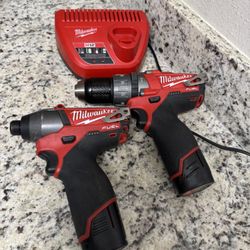 Milwaukee M12 Fuel Impact And Hammer drill Kit