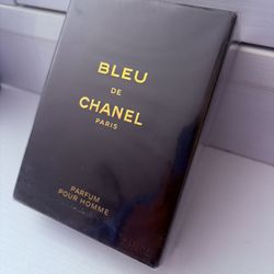Bleu De Chanel Paris