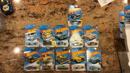 Hot Wheels Collectibles Lot Of 11