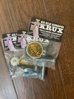 Skateboard kingpin trucks