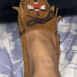 Vintage 1980’s Thunderbird Minnetonka Moccasin 