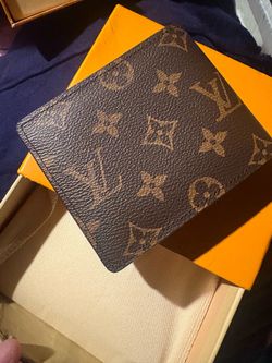 Louis Vuitton Men wallet brand new