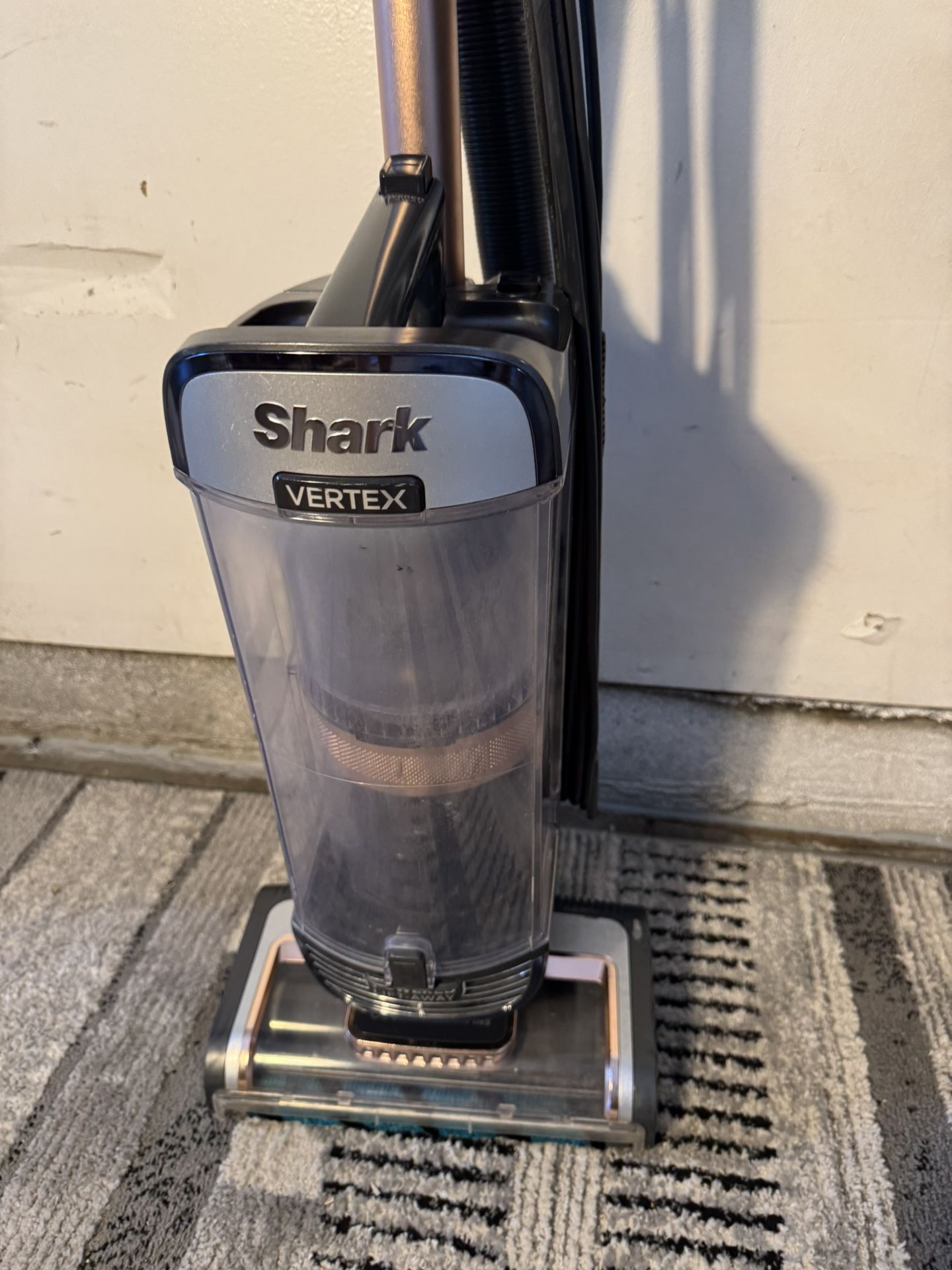SHARK VERTEX VACUUM
