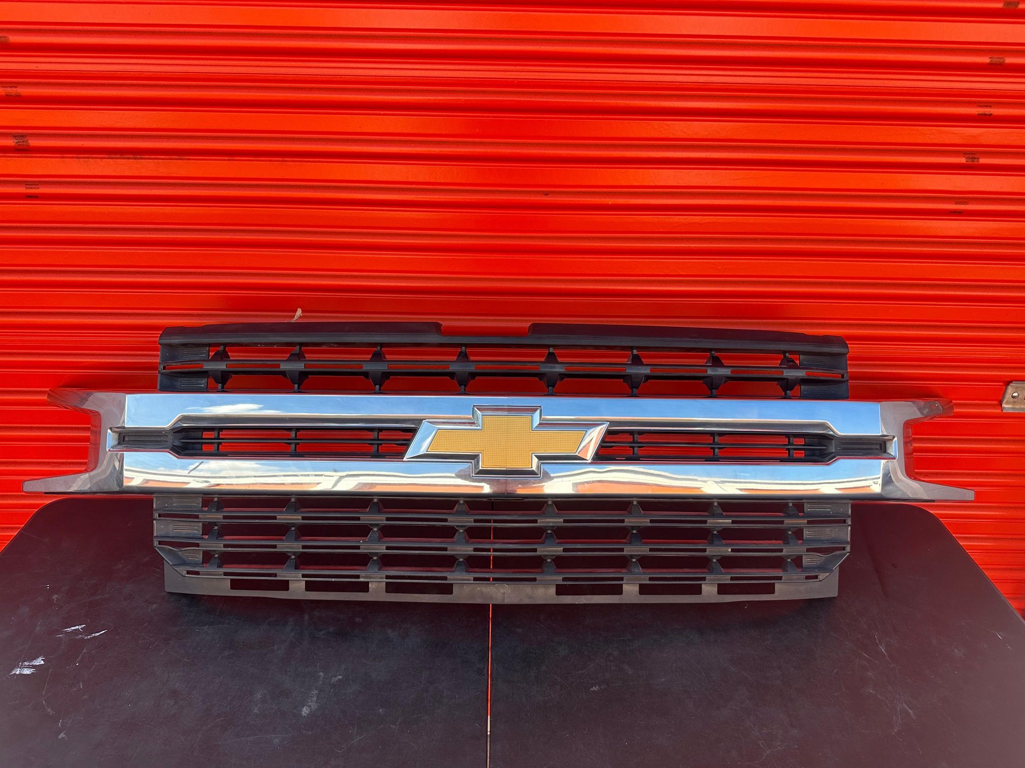 2019 - 2020-2021 Chevrolet Silverado 1500 Front Grille Assembly OEM