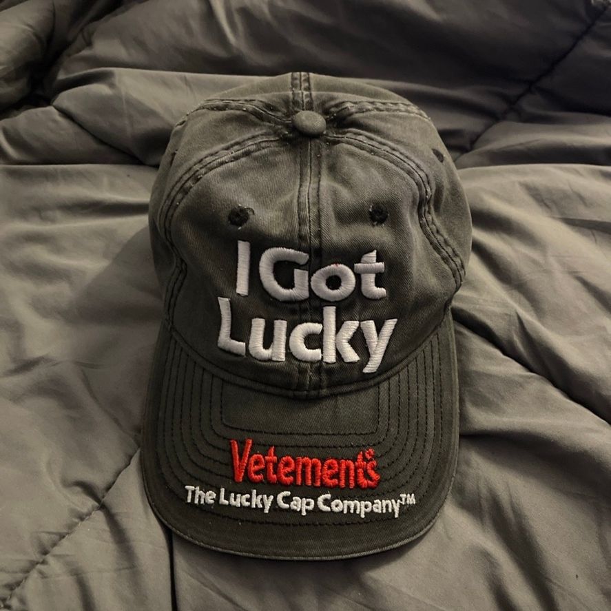 VETEMENTS I Got Lucky Hat for Sale in Great Nck Plz, NY - OfferUp