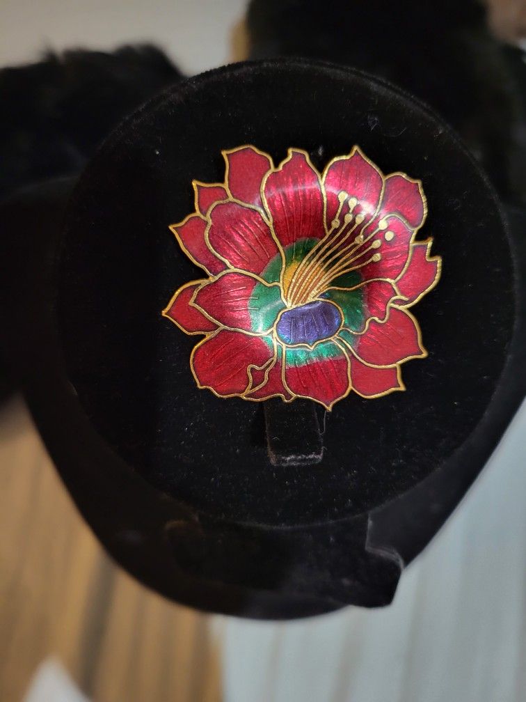 Cloisonne Red Flower Brooch 