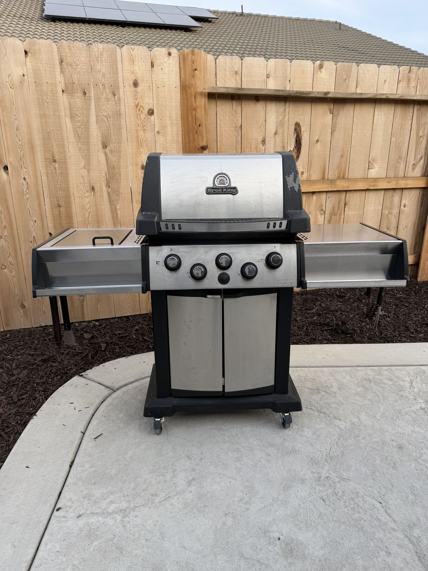 Broil King NATURAL GAS BBQ Grill weber traeger napoleon