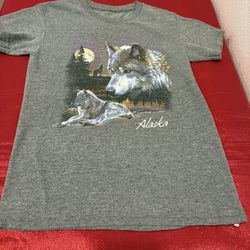 Kids wolf Alaska T shirt - grey wolves - kids size Small (boys / girls) clothes - Simi Valley