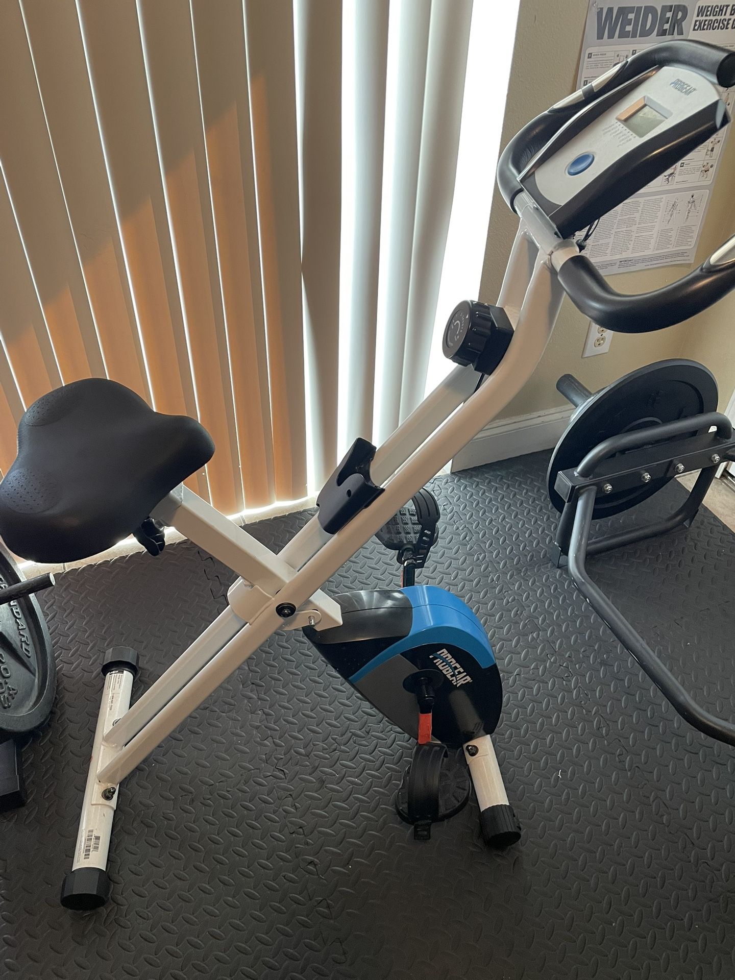 Program 225 Folding Magnetic Upright Exercise Bike w/Heart Pulse 