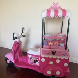 Huffy Disney Minnie Mouse Bakery Cart Battery Ride Toy Car Vehicle: 6V - Ages 3+