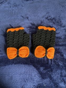 Fingerless Gloves