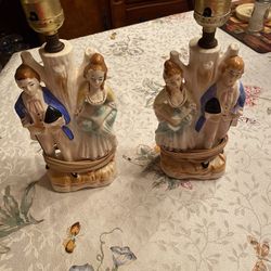 Beautiful Antique Japan Small Figurines Lamps Set