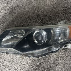 2012 2013 2014 Toyota Camry Left Headlight