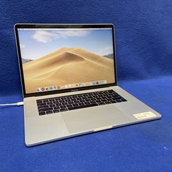 Apple A1990 MacBook Pro I7, 16GB Ram, 512GB SSD W/charger 11046804