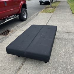 Futon Couch/ Bed
