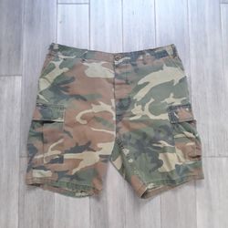 Size 38 Mens Cargo shorts