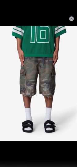 Mnml cargo shorts