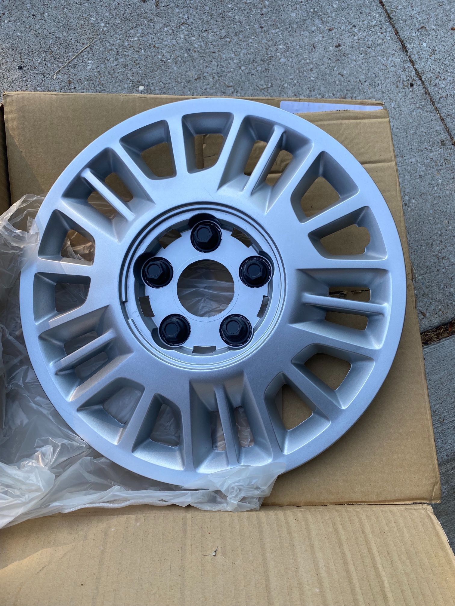 2002 Chevy Malibu Wheel Covers -plastic 2pk