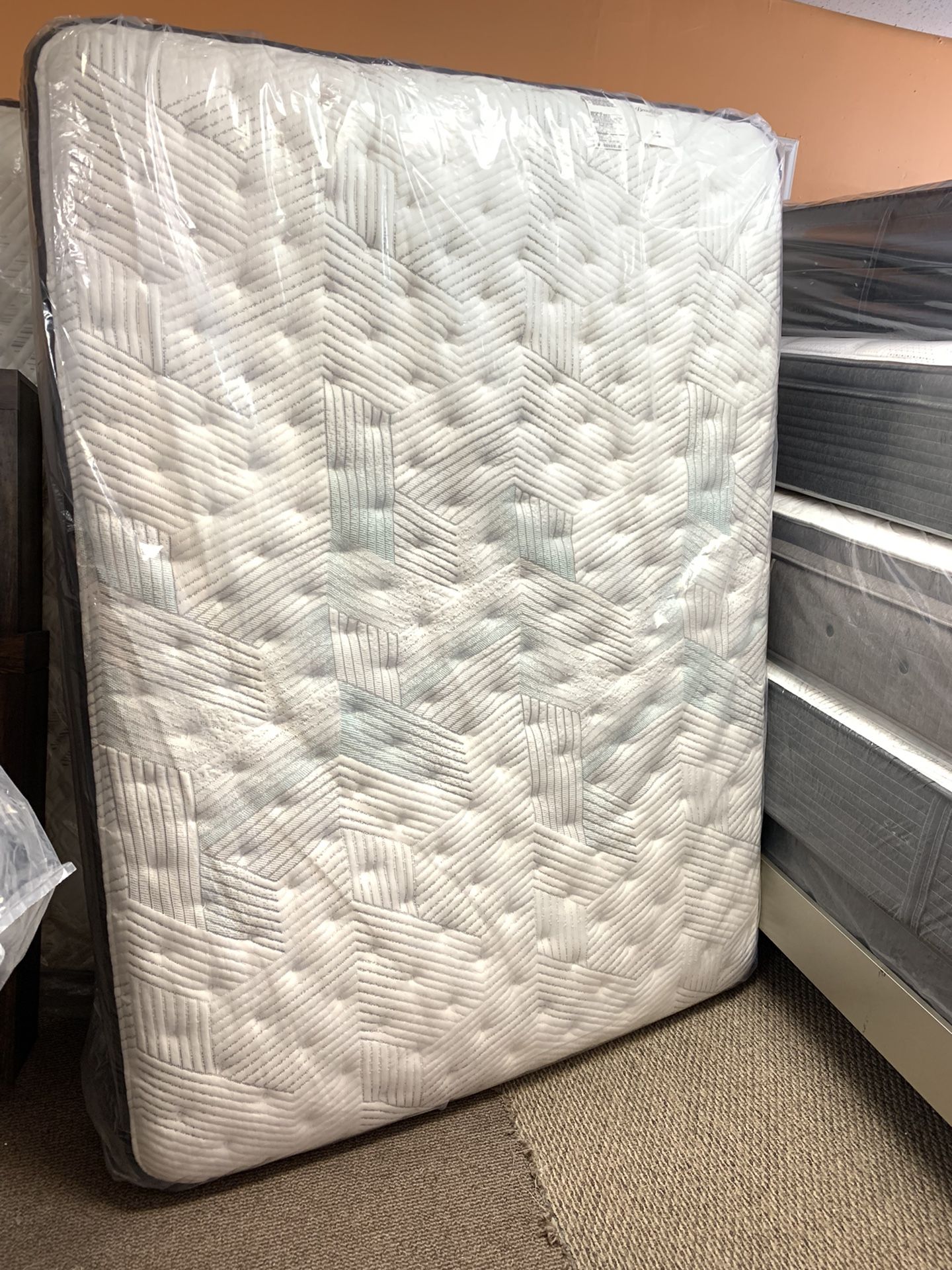 FULL SIZE MATTRESS BRAND NEW STARTING FROM $189 AVAILABLE ALL SIZE STORE LOCATION 303 POCASSET AVE PROVIDENCE R I