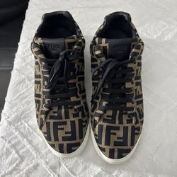 Fendi Black & Brown Logo Low- Top Sneakers, size 9