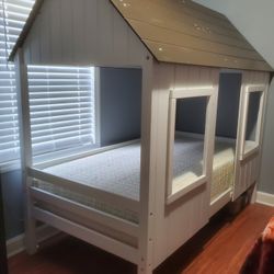 Twin Bed House, New mattress Included. 