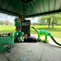 Sempertex Balloon Garland And Dinosaur 
