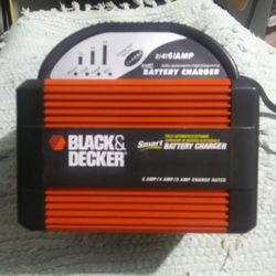 Black & Decker (Smart)  Battery Charger