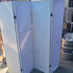 Canvas Didide Room 5ft Tall Small Ripped 