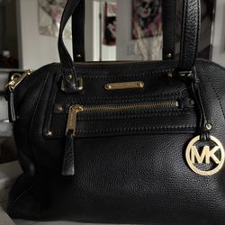 Michael Kors Leather Bag 