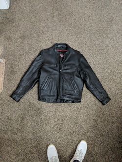 Milwaukee Authentic Real Leather Motorcycle Biker Jacket Size Medium (Very Roomy)