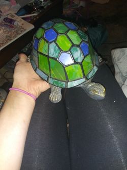 Stained glass turtle lamp