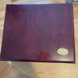 1915 Thompson And Co cigar Humidor
