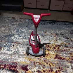 Radio Flyer (contact info removed) Radio Flyer My First Plastic Scooter&#44; Red GREAT CONDITION POCK UP ONLY SERIOUS PEOPLE ONLY PLEASE.