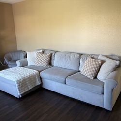 Couch Living spaces 